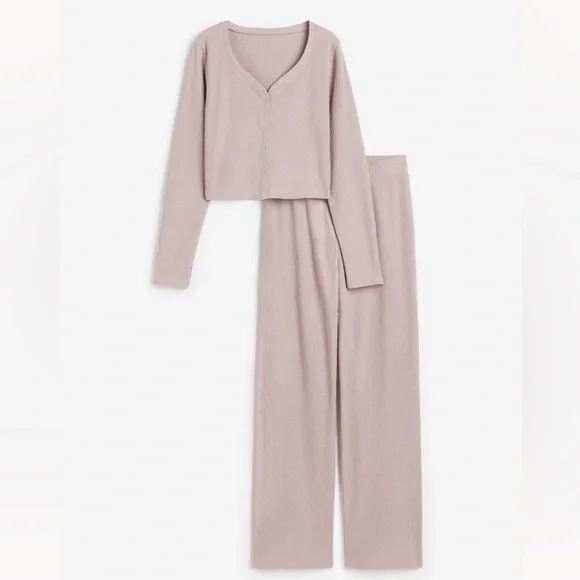 Waffled pyjamas - Picture 1 of 5